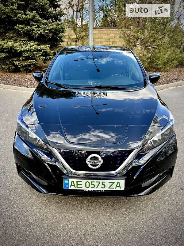2018 nissan leaf