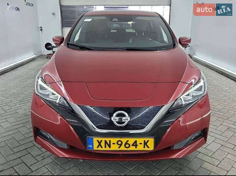2018 nissan leaf
