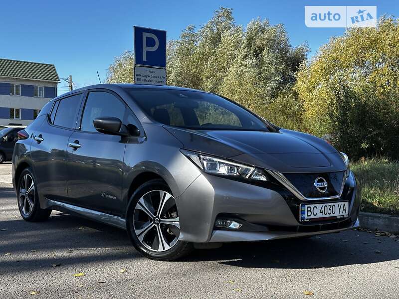 2019 nissan leaf