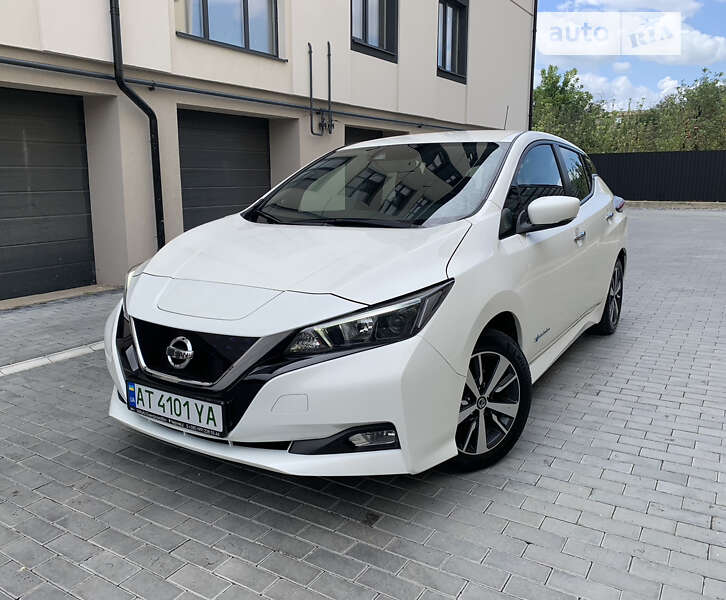 2019 nissan leaf