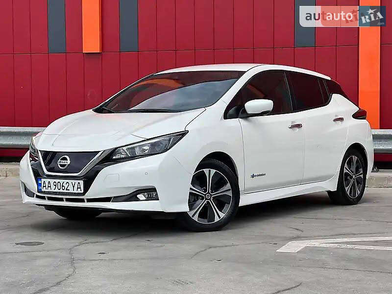 2019 nissan leaf