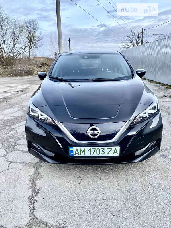 2019 nissan leaf