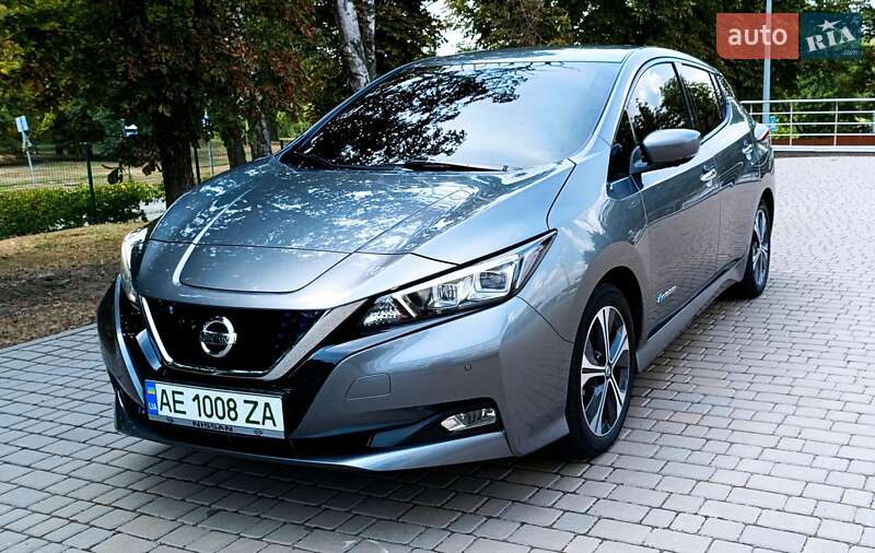 2019 nissan leaf