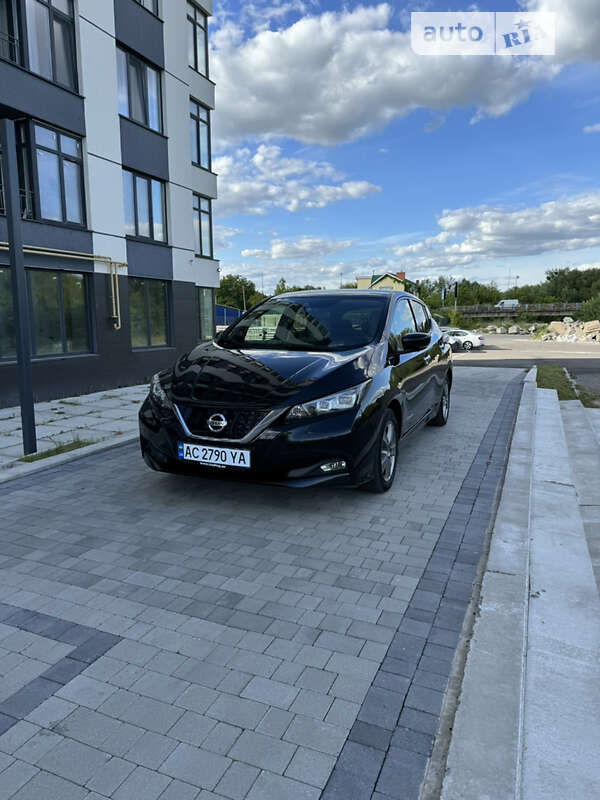 2019 nissan leaf