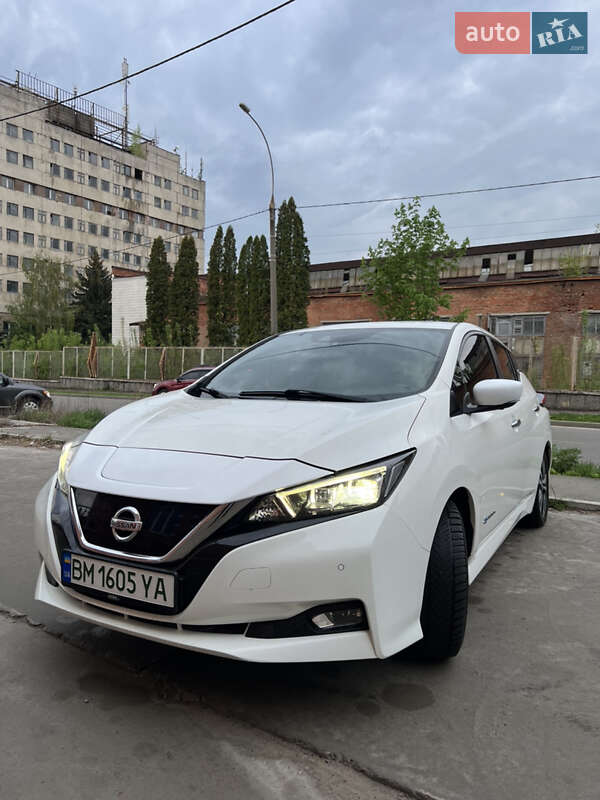 2019 nissan leaf