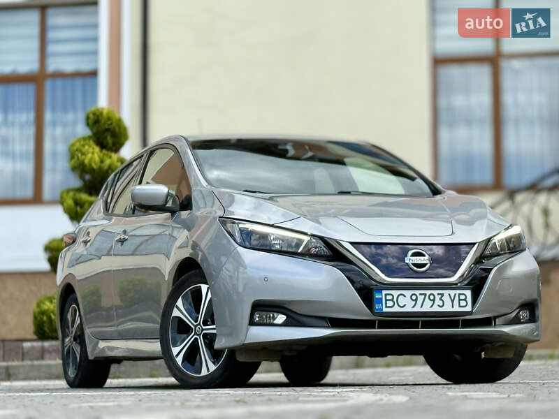 2019 nissan leaf