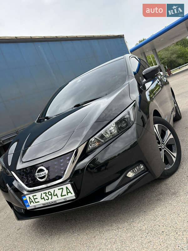 2019 nissan leaf
