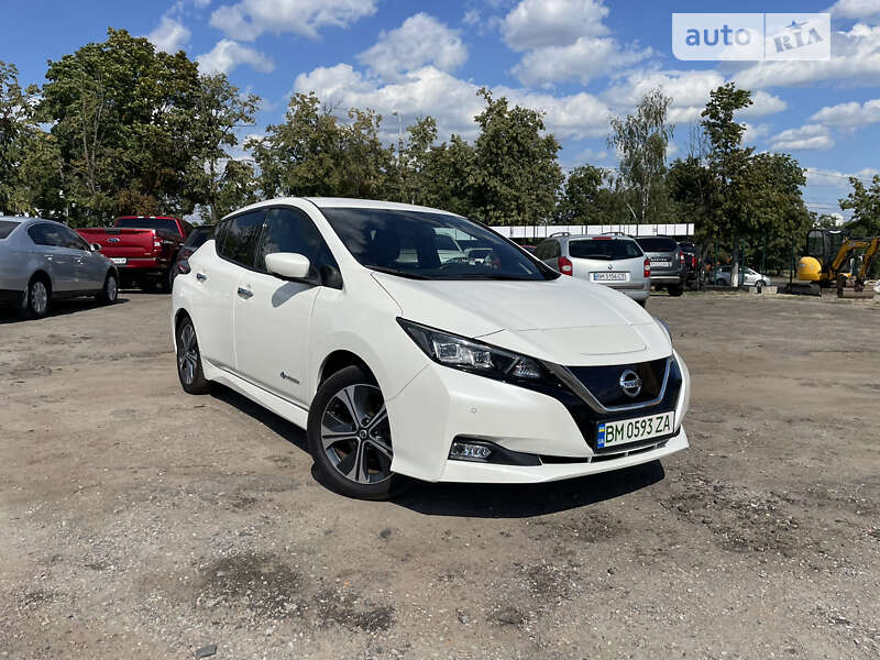 2019 nissan leaf