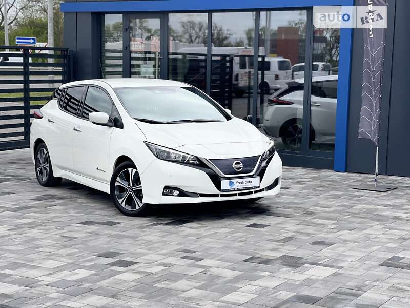 2019 nissan leaf