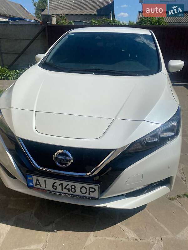 2019 nissan leaf