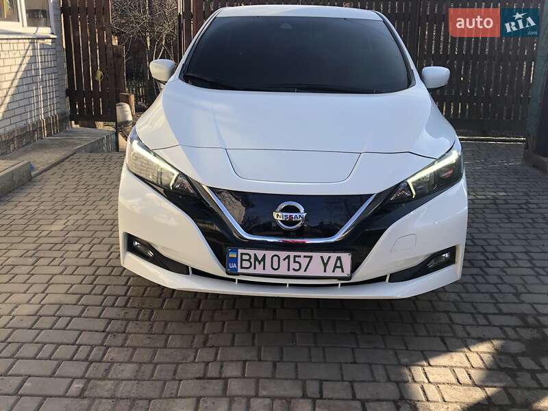 2019 nissan leaf