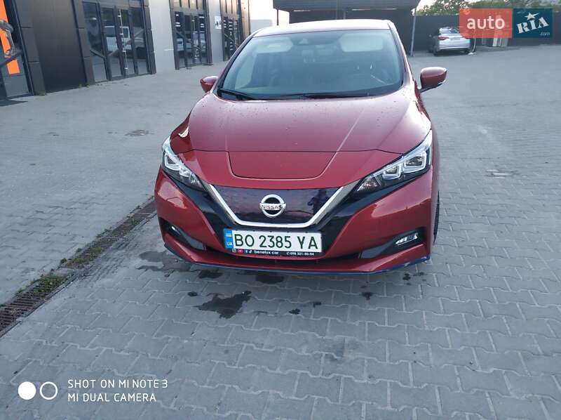 2019 nissan leaf