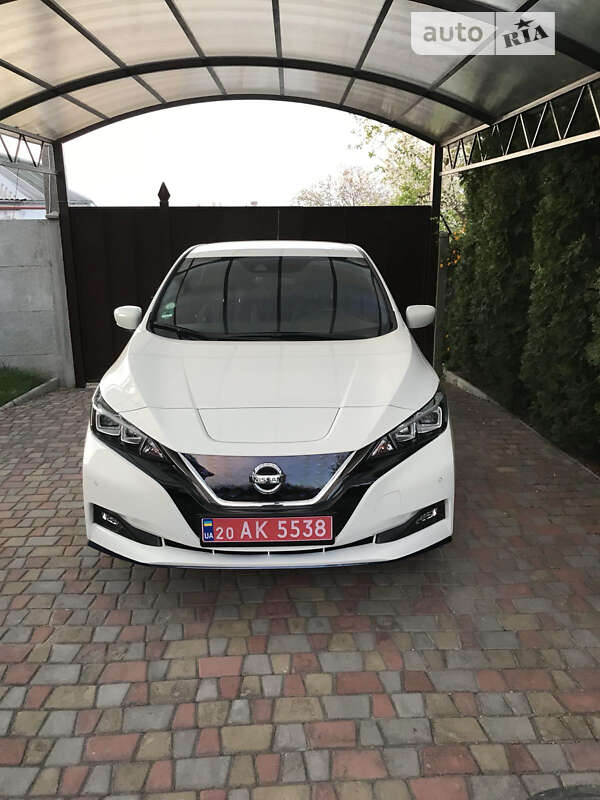 2019 nissan leaf