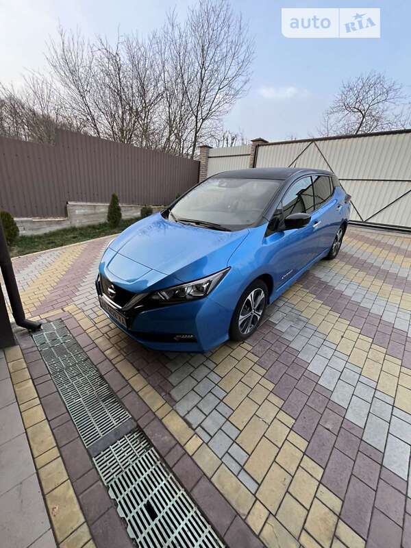 2019 nissan leaf