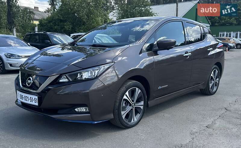 2019 nissan leaf
