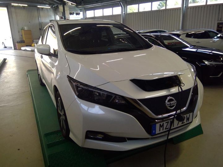 2020 nissan leaf