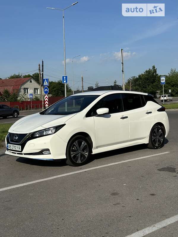 2020 nissan leaf