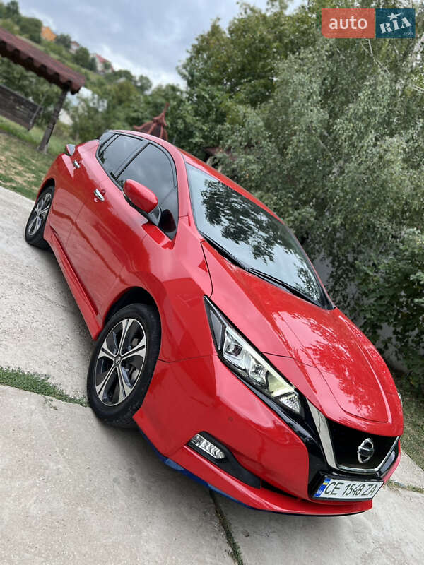 2020 nissan leaf