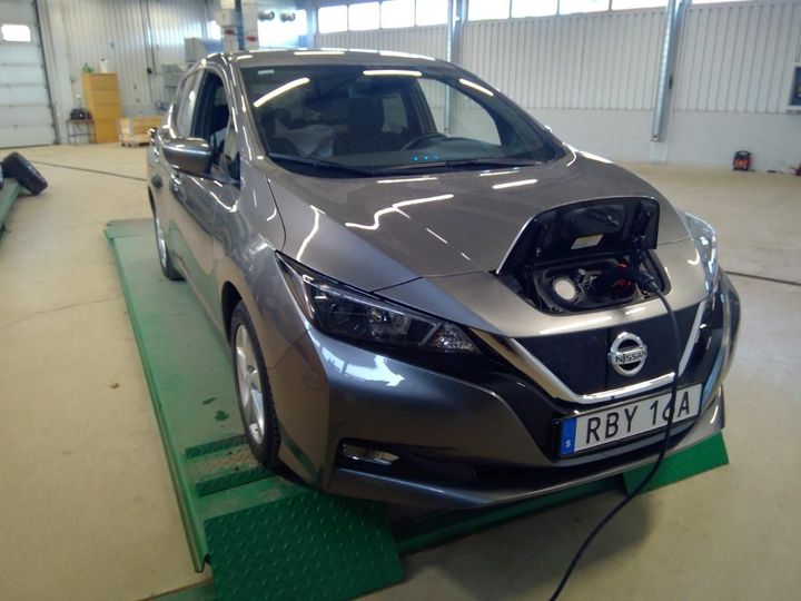 2020 nissan leaf