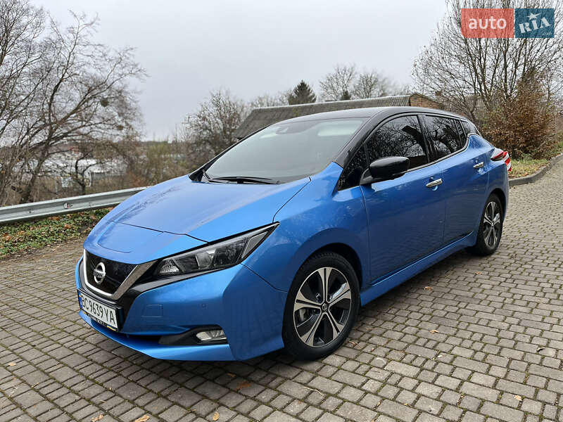 2020 nissan leaf
