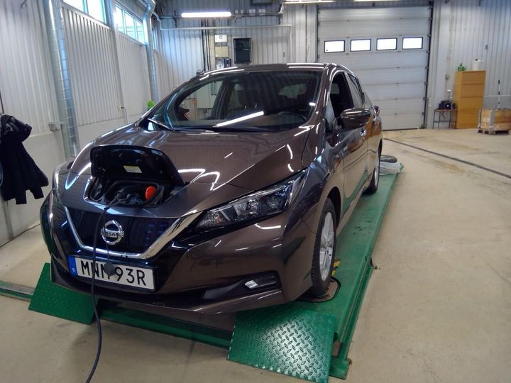 2020 nissan leaf
