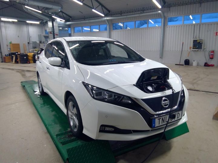 2020 nissan leaf