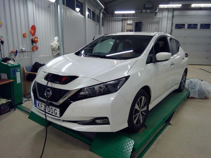 2020 nissan leaf