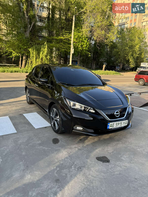 2020 nissan leaf