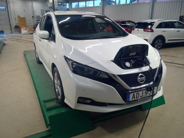 2020 nissan leaf