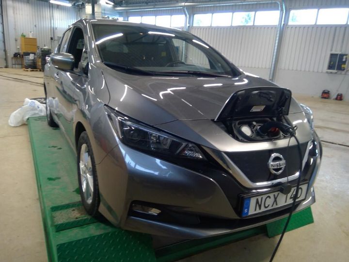 2021 nissan leaf