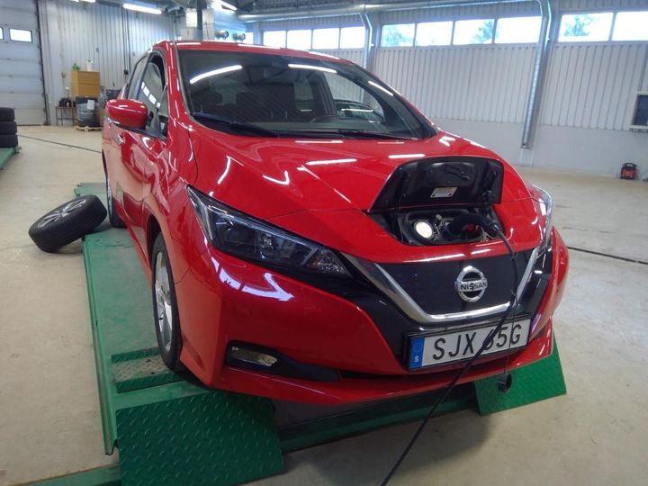 2021 nissan leaf