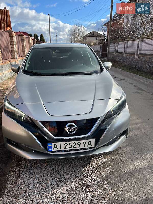 2021 nissan leaf
