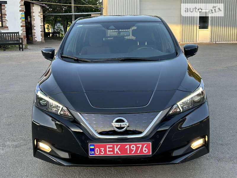 2021 nissan leaf