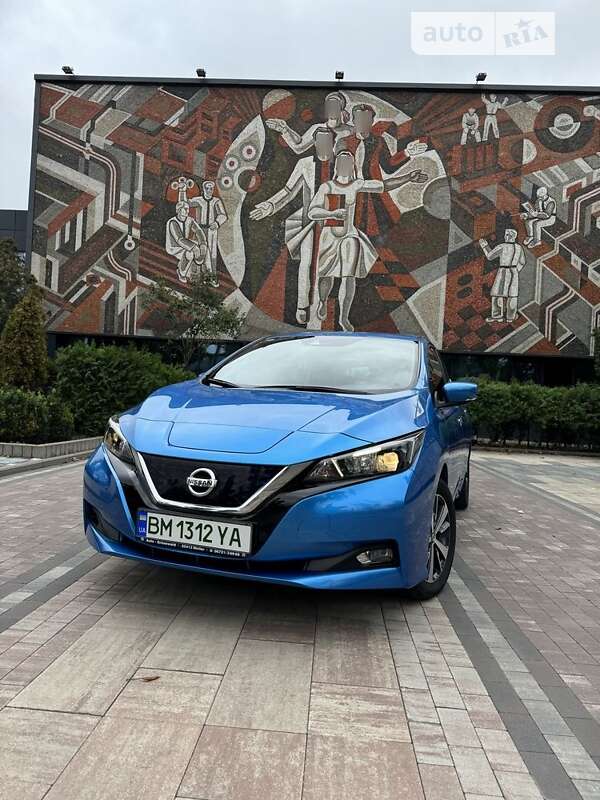 2021 nissan leaf