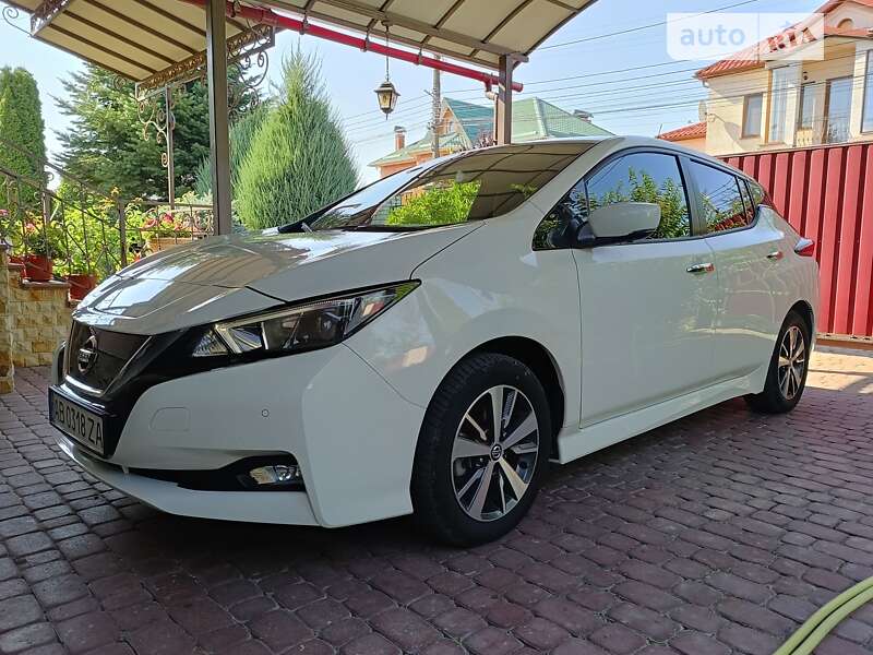 2021 nissan leaf
