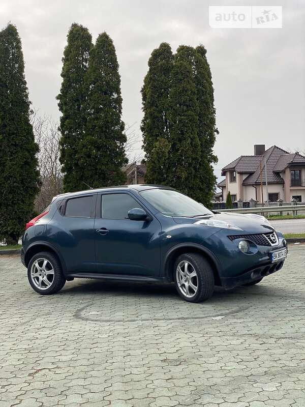 2010 nissan juke