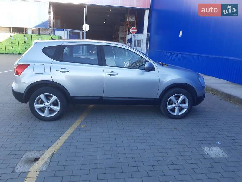 2010 nissan qashqai