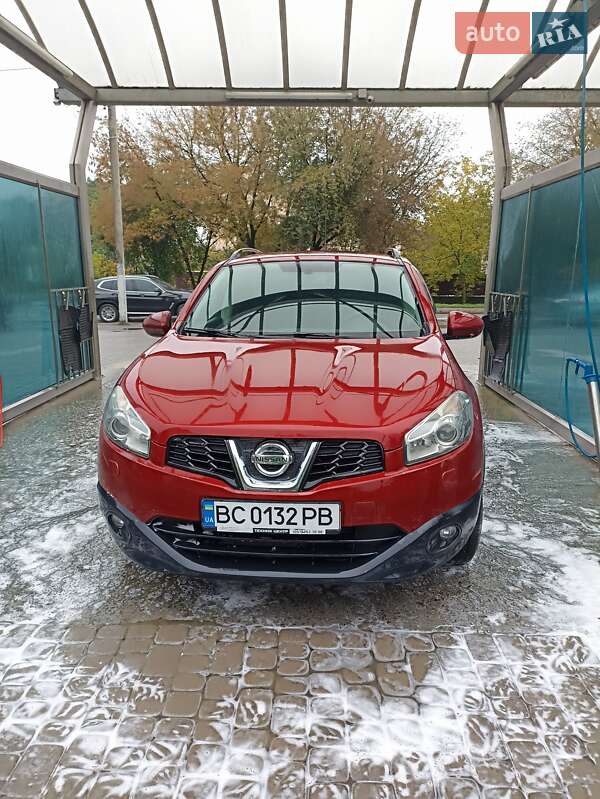 2010 nissan qashqai