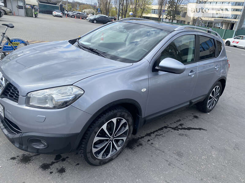 2010 nissan qashqai