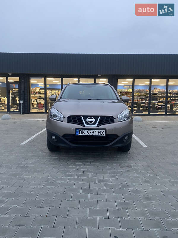 2010 nissan qashqai