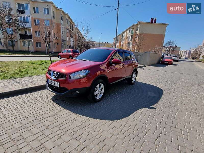 2010 nissan qashqai