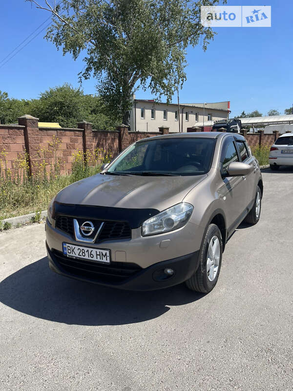 2012 nissan qashqai