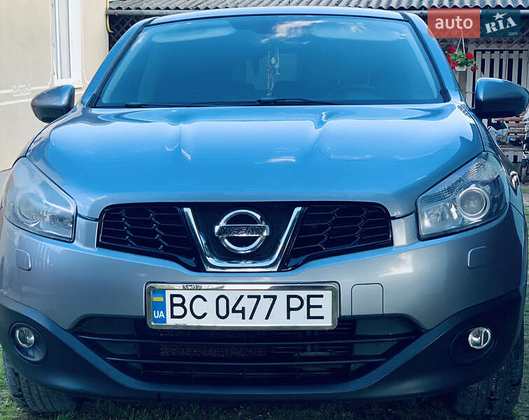 2012 nissan qashqai