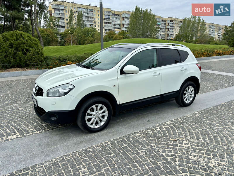 2012 nissan qashqai