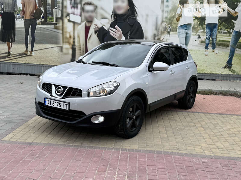 2012 nissan qashqai