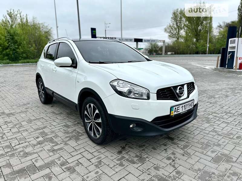 2012 nissan qashqai