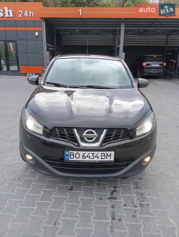 2012 nissan qashqai