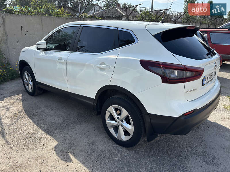 2020 nissan qashqai