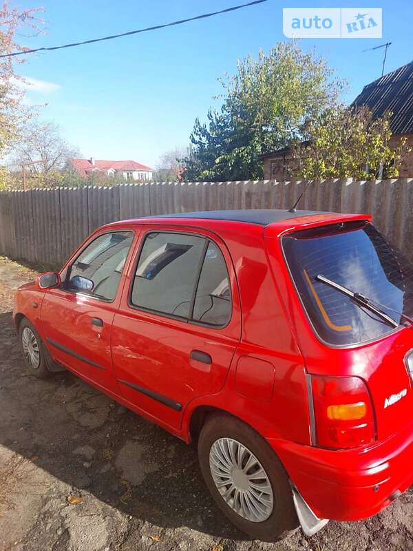 1998 nissan micra