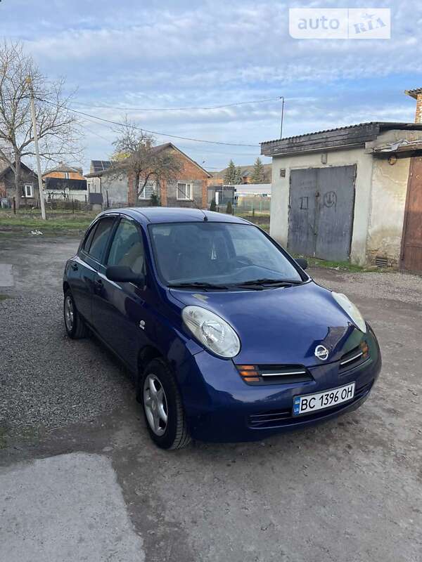 2003 nissan micra